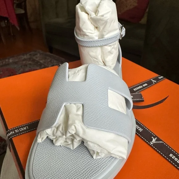 Hermes Santorini Sandles Sz 36.5, bleu Glacier - Picture 2 of 5
